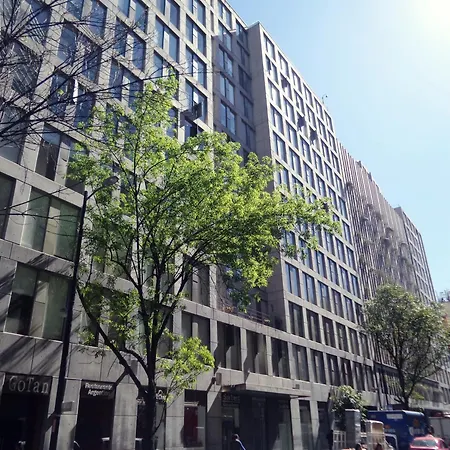 Puerta Alameda Suites México