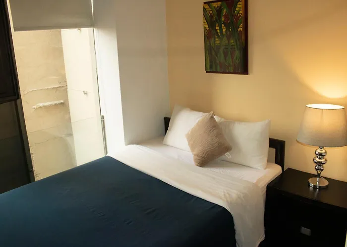 Puerta Alameda Apartamento