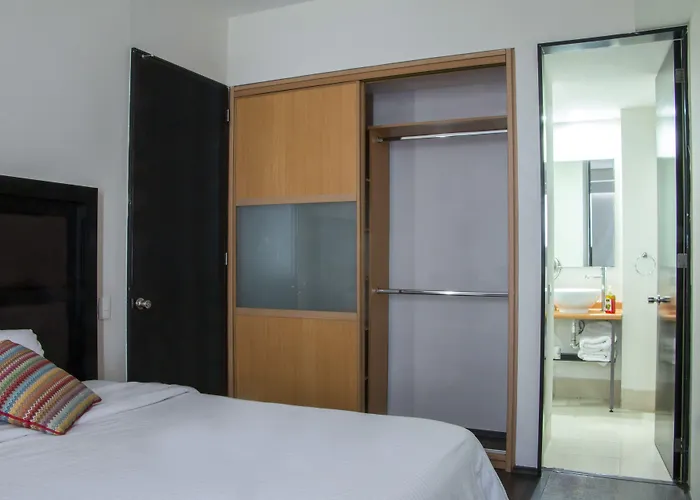 Puerta Alameda Apartamento México DF