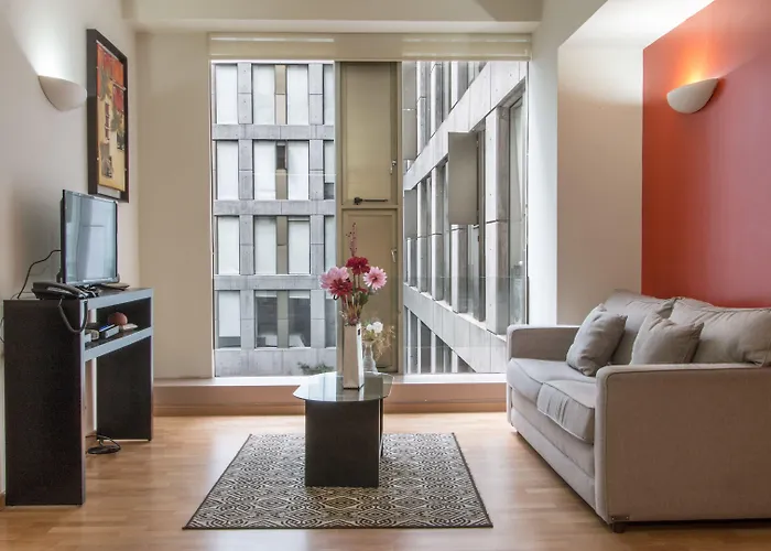 Apartamento Puerta Alameda *
